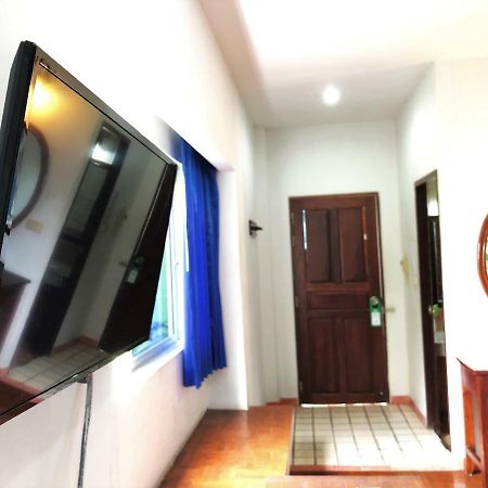 Sutus Court 2 Hotel Pattaya Bagian luar foto